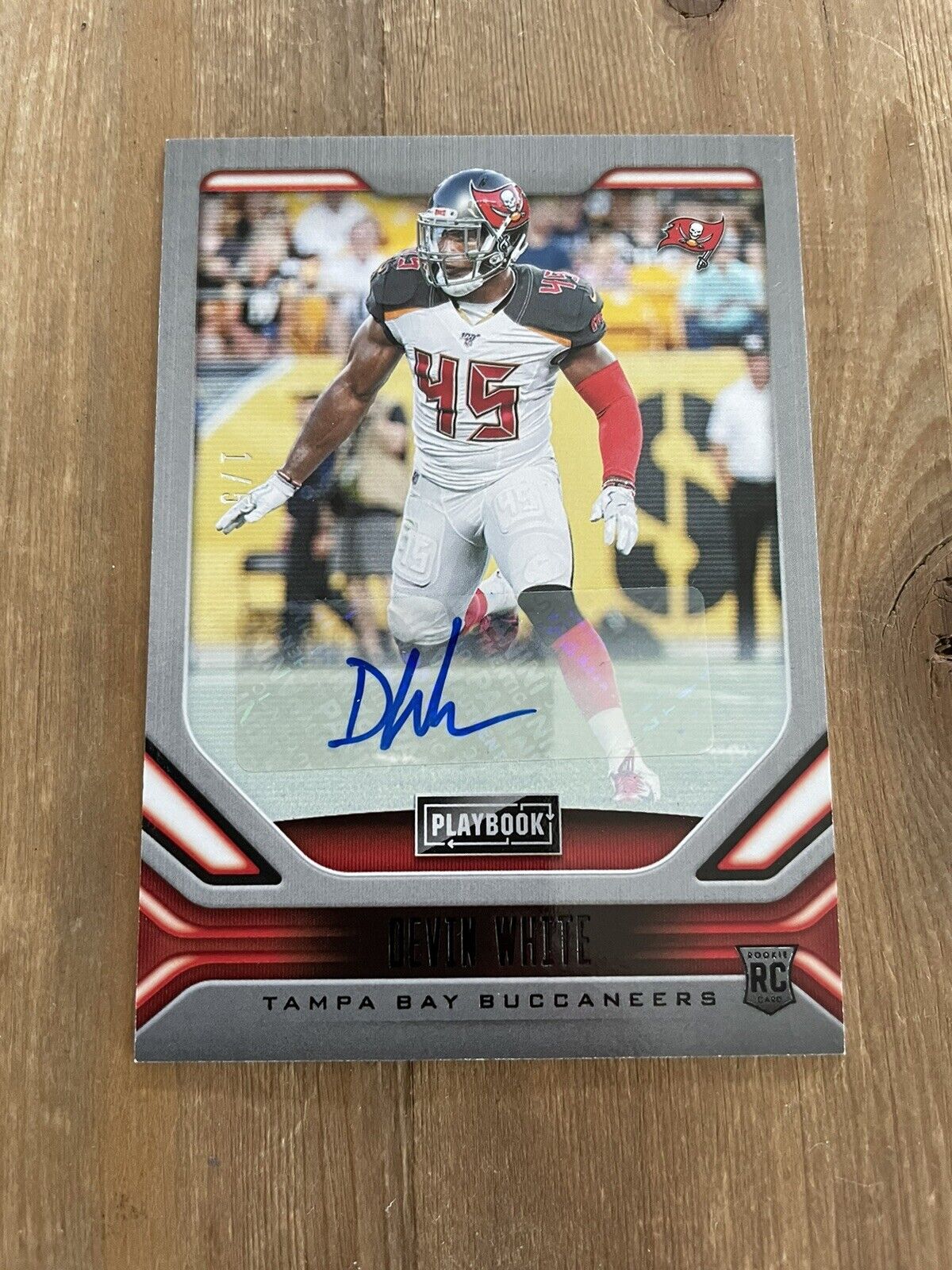 2019 PANINI PLAYBOOK Devin White Rookie RC AUTO BLACK SSP #d 1/5 Bucs *Noles2148